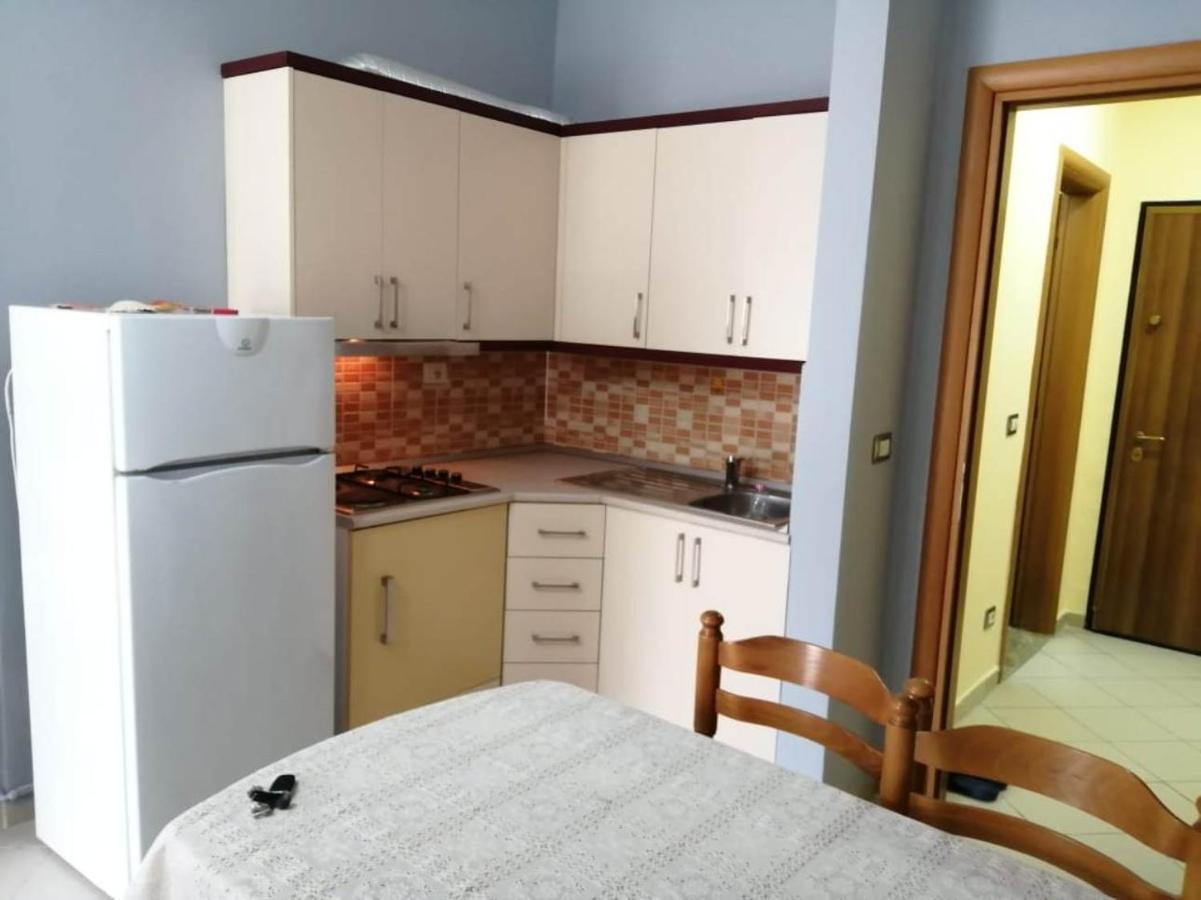 Lungomare Apartament Sea View Vlorë Esterno foto