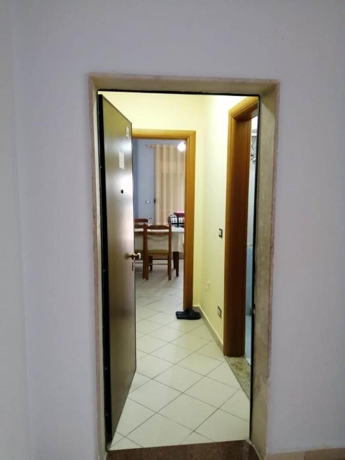 Lungomare Apartament Sea View Vlorë Esterno foto