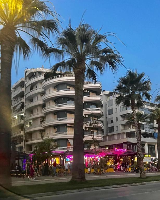 Lungomare Apartament Sea View Vlorë Esterno foto